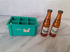 Anos 80, 2 mini garrafas guaraná Taí no engradado