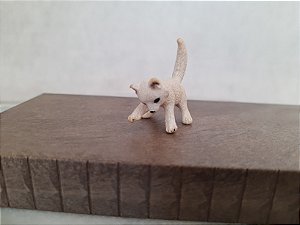 Miniatura de vinil Schleich de filhote de raposa do Ártico branca 4 cm de comprimento