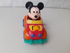 Brinquedo a corda Disney, Mickey no carro vermelho , 9 cm usado