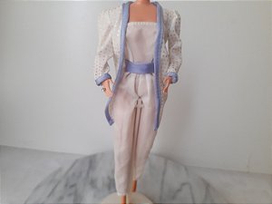 Roupa de boneca Barbie dance club mattel 1989 - Taffy Shop - Brechó de  brinquedos