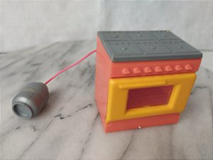 Brinquedo de plástico antigo, fogão 6 bocas com botijão de gás, 6 cm