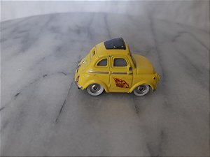 Miniatura de metal Fiat amarelo Luigi do carros Disney, usado