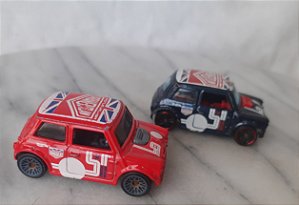 Miniatura metal  Hit Wheels 2014, 2 Morris mini  vermelho e preto
