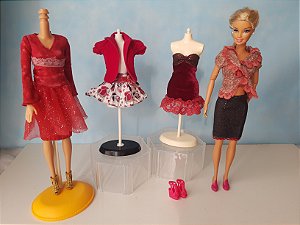 Lote de roupas da Barbie fashion fever tom vermelho