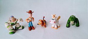 Miniatura de vinil estática 5 personagens  do Toy Story no
