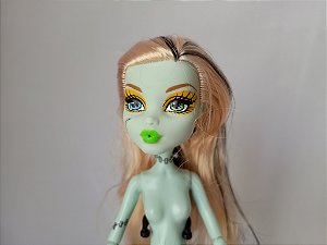 Boneca  Monster high Freaky Fusion frankie nude Incomplete
