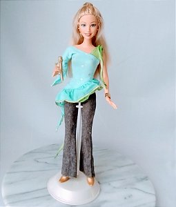 Barbie American Idol 2004 Mattel tem dedos colados
