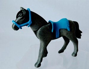 Playmobil, cavalo cinza escuro de sela azul, usado