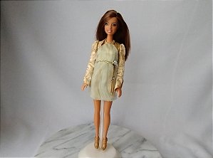 Boneca Barbie Teresa veste roupa Fashion Fever, usada, R$85,00
