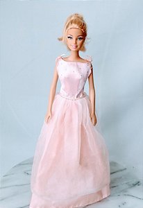 Barbie loura vestido rosa esvoaçante longo usada