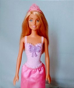 Barbie princesa rosa básica Mattel, usada