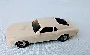 Miniatura Monogram mini-exacts 1989 escala HO, Ford  Mustang Boss de 69, de plástico chassis de metal , usado