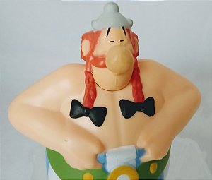 Boneco Obelix de plástico estático do Asterix e Obelix, col. McDonald's s 2019, 10 cm