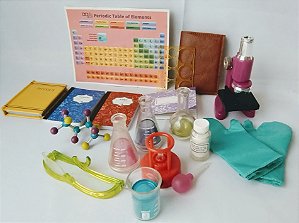 Kit acessórios para aula de ciências da boneca Our generation, usado