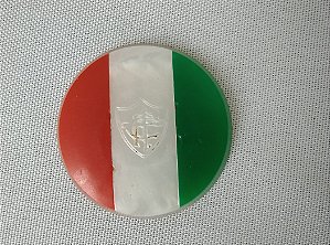 Futebol de botão antigo Fluminense 3 faixas, centro de madrepérola 4 cm,usado