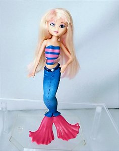 Sereia estlista de cavalinho do.mar ,15cm.colecao Barbie Mermade tale, usada