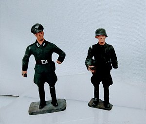 Soldados alemães de chumbo com base 5,2 e 5,8 cm, usados