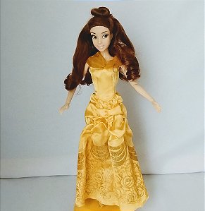 Boneca princesa Bela articulada Disney Store, 30 cm, usada