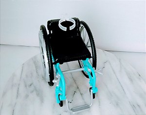 Cadeira de rodas somente  da Barbie fashionista Mattel 2018
