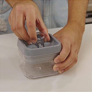 Pote Hermético Para Alimentos Com Trava de Segurança 400ML