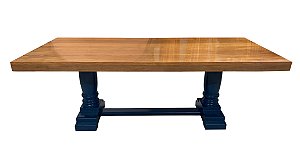 Mesa retangular pé azul