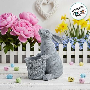 Coelho em Resina de Páscoa Sentado Segurando Cesta (23 cm) - 1 unidade - Cromus -