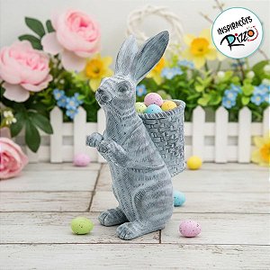 Coelho em Resina de Páscoa em Pé Carregando Cesta (36cm) - 1 unidade - Cromus