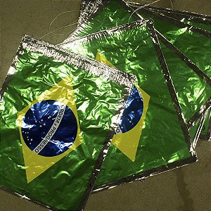 Varal de Bandeirinhas Brasil - Enfeite Para Copa Metálico - 44cm x 36,5cm - 10 Metros - 1 unidade - Rizzo