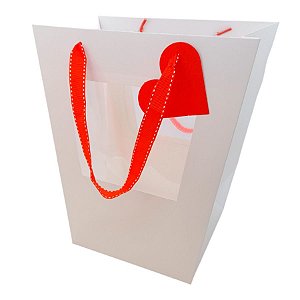 Sacola de Papel com visor duplo de PVC - Branca com Alça Vermelha e Tag de Coração - 26x15,5x15,5cm - 1 unidade - Rizzo