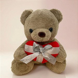 Urso de Pelúcia com Coração Vermelho - Marrom - 28cm - 1 unidade - Rizzo