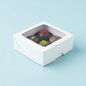 Caixa 4 Doces com Visor S11 (9cm x 9cm x 4cm) Branca - 10 unidades - Assk - Rizzo Embalagens