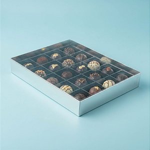 Caixa 20 Doces com Berço Tampa Transparente Nº 1 (19,5cm x 15,5cm x 3cm) Prata 10 unidades Assk Rizzo Embalagens