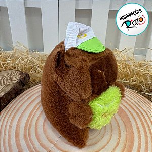 Chaveiro de Pelúcia - Capivara Marrom de Boné Segurando bola de Tennis - 13cm - 1 unidade - Rizzo