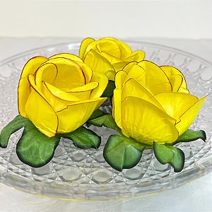 Forminha para Doces Finos - Rainha Cor Amarelo Queimado - 30 unidades - Decora Doces - Rizzo