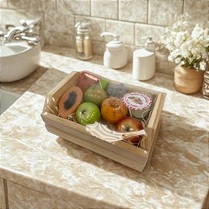 Caixote De Sabonetes Artesanais Sortidos com Cheiro e Formato De Frutas - 15,5x7cm - 1 unidade - Rizzo
