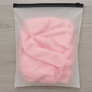 Saco Trilho Zip Preto - Transparente Fosco Com Furo - 40x50cm - 50 unidades - Rizzo