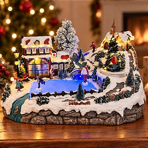 Cenário De Natal - Patins no Gelo com Som , Luz e Movimento - 42x34x25cm - RZO02330 - 1 unidade - Rizzo