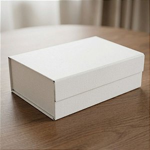 Caixa de Papel Rígido Retangular com Imã - Duna - P 24,5x17,5x8cm - 1 unidade - Cromus - Rizzo