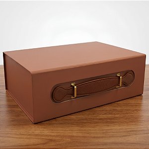 Caixa de Papel Rígido Retangular com Alça - Marrom - GG 38x28x11cm - 1 unidade - Cromus - Rizzo