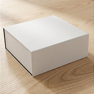 Caixa de Papel Rígido Quadrada com Imã - Branco - G 32x32x13cm - 1 unidade - Cromus - Rizzo