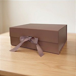 Caixa de Papel Rígido Retangular com Imã e Fita  - Nude - P 20x18x8cm - 1 unidade - Rizzo