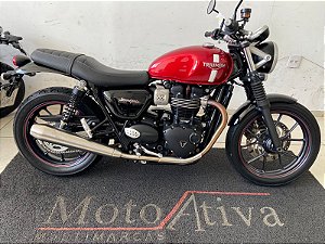 TRIUMPH STREET TWIN 2018