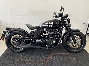 TRIUMPH BONNEVILLE BOBBER BLACK 1200 2020