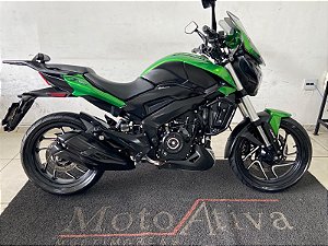 BAJAJ DOMINAR 400 2025
