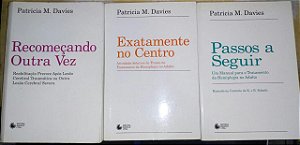 Coleção Patricia M. Davies Passos a seguir exatamente no centro 3 volumes