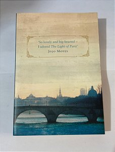 The Light of Paris - Eleanor Brown (Em inglês)