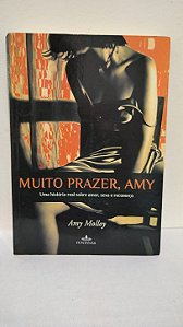 Muito Prazer, Amy -  Amy Molloy