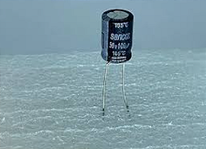 BOXER - CAPACITOR ELETROLITICO 22UF X 450V - 27MM X 16MM