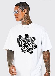 T-SHIRT BRANCA  QUEM SAMBA SEUS MALES ESPANTA