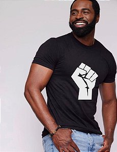 T-SHIRT PRETA PUNHO CERRADO